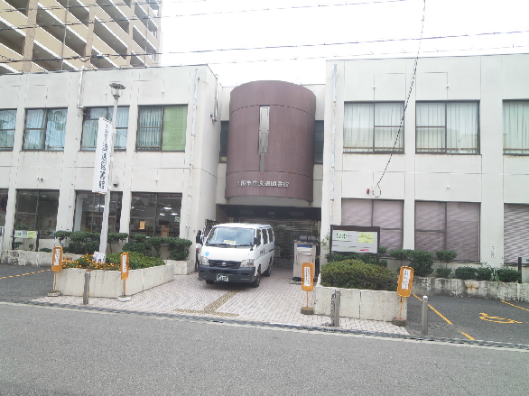 雅苑 大阪市立浪速図書館