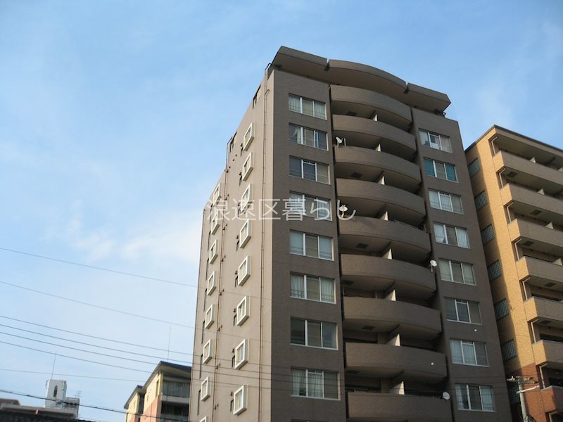 難波パークハウス 外観
