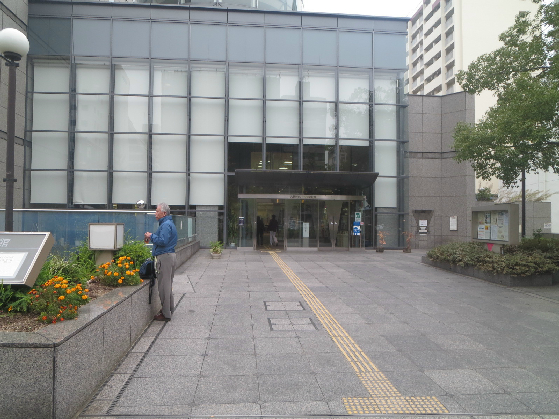 スプランディッド難波Ⅰ 大阪市立中央図書館