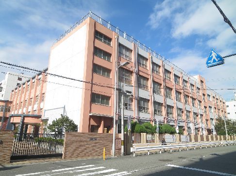エマーブル・ナンバ 大阪市立日本橋中学校