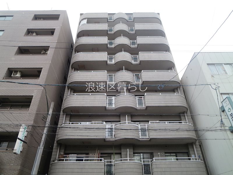 アンビション難波WEST 外観