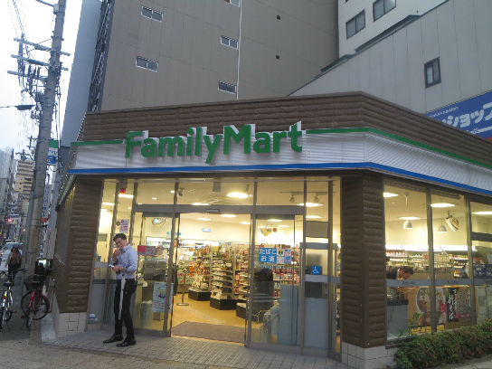 メゾンナカムラ北堀江 コンビ二